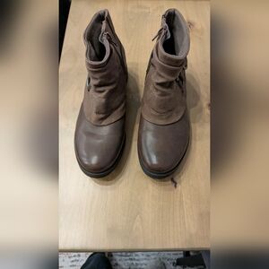 Earth Origins Brown Winter Boots